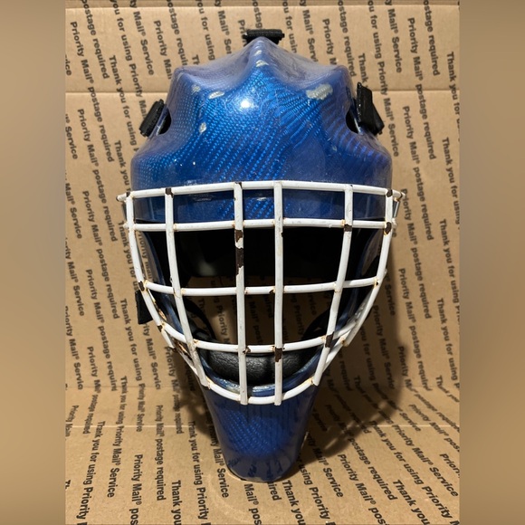 Hackva Carbon Fiber Goalie Mask Blue - Picture 1 of 7